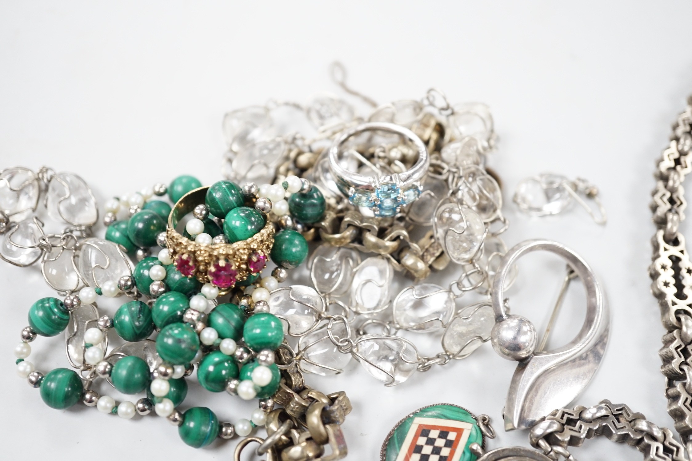 Sundry jewellery including two Victorian albertina's including white metal, a malachite necklace, rock crystal necklace, Danish 925 brooch, etc.